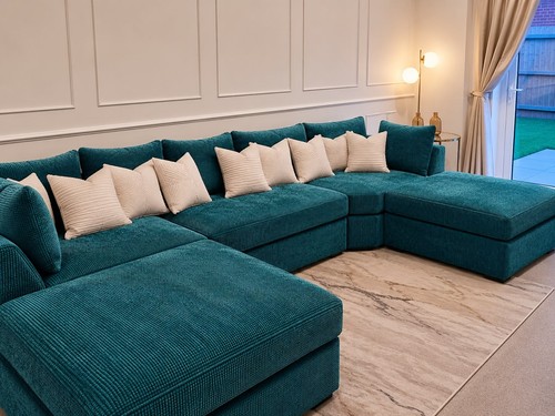 Seater cinema shape full - cinema, u